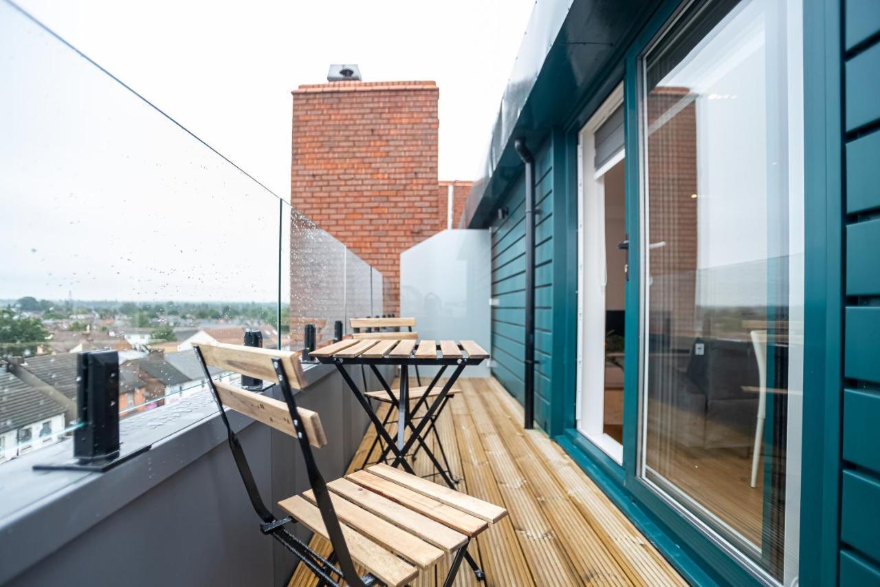 Deluxe Chic 1 2 Bed Apts Near Heathrow Legoland Windsor Slough Villa Eksteriør bilde