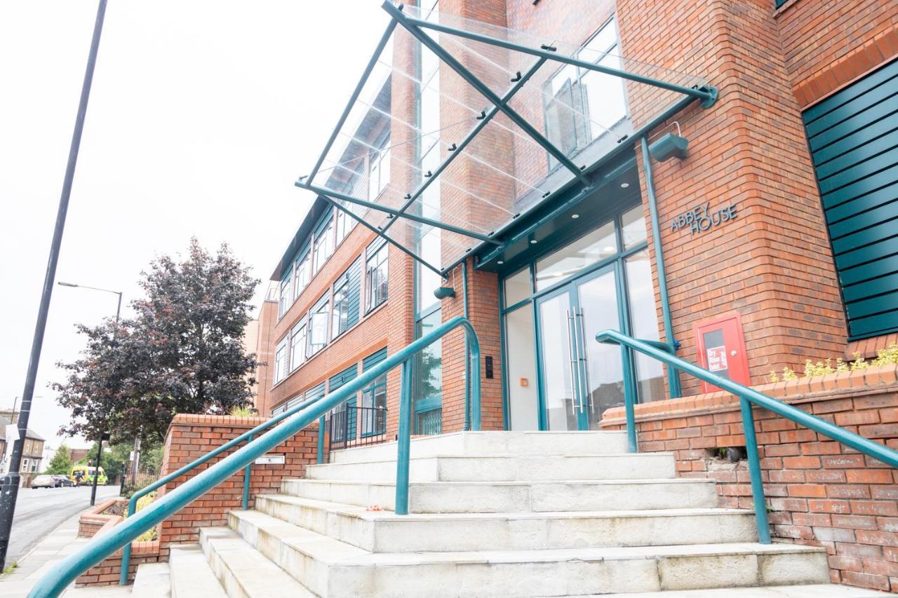 Deluxe Chic 1 2 Bed Apts Near Heathrow Legoland Windsor Slough Villa Eksteriør bilde