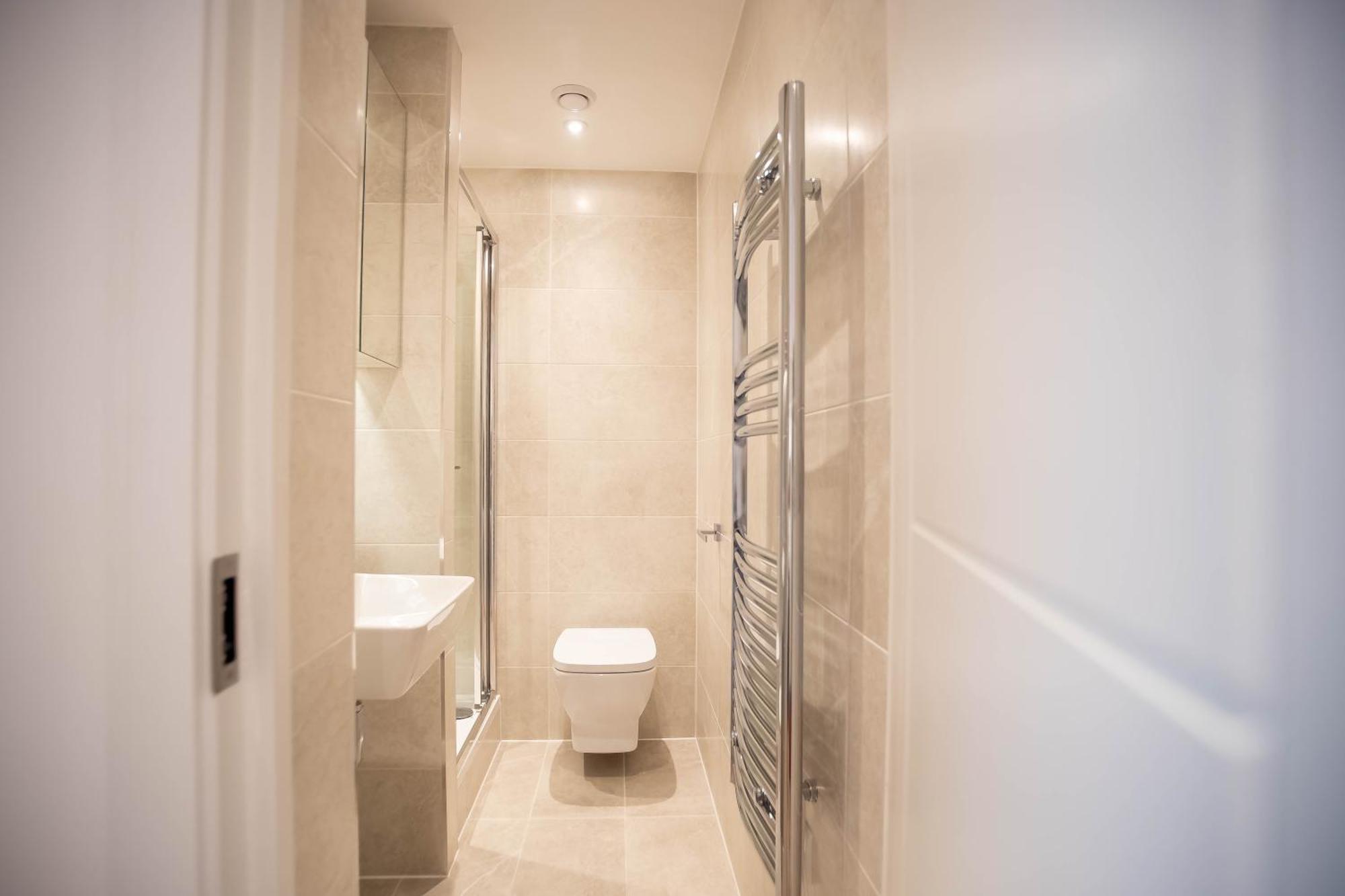 Deluxe Chic 1 2 Bed Apts Near Heathrow Legoland Windsor Slough Villa Eksteriør bilde